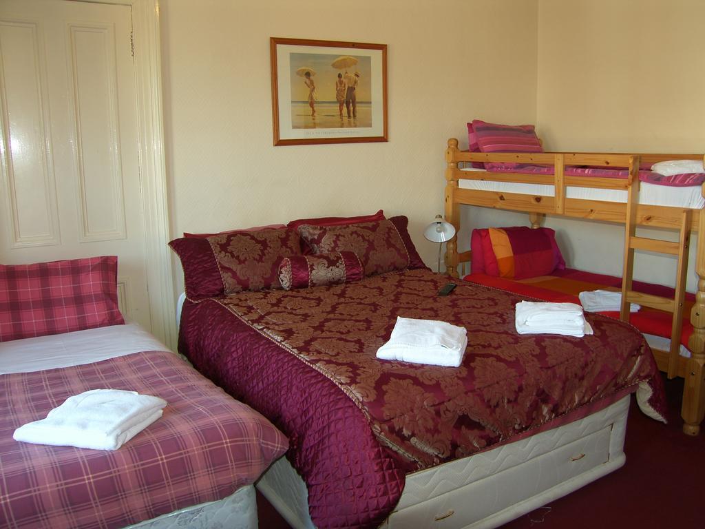 Regis Guest House Edimburgo Quarto foto