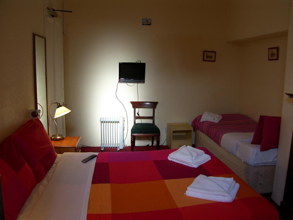 Regis Guest House Edimburgo Quarto foto